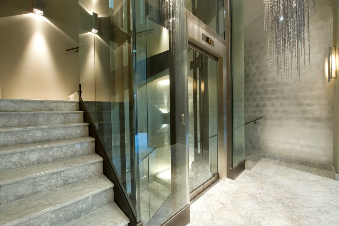 glass lift enclosure